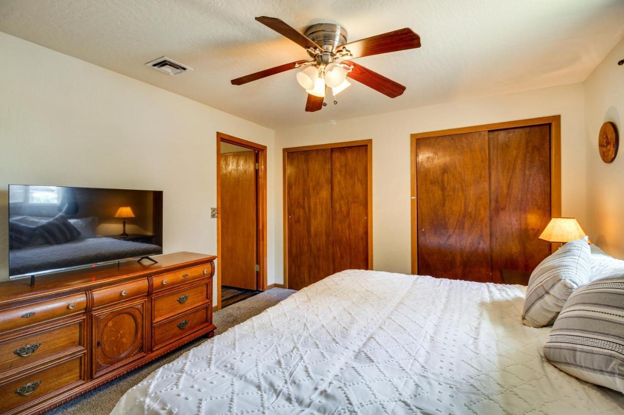 Laptop-Friendly Lakeside Cottage Stay With Gas Grill Pinetop-Lakeside Bagian luar foto